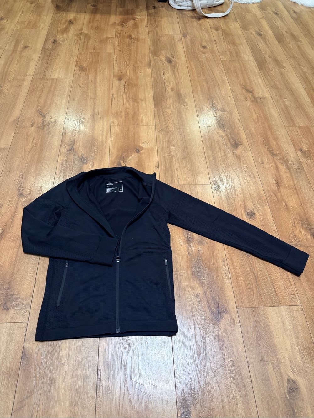 Figs Black Full-Zip Jacket size Medium